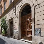 Navona Corallo Elegance